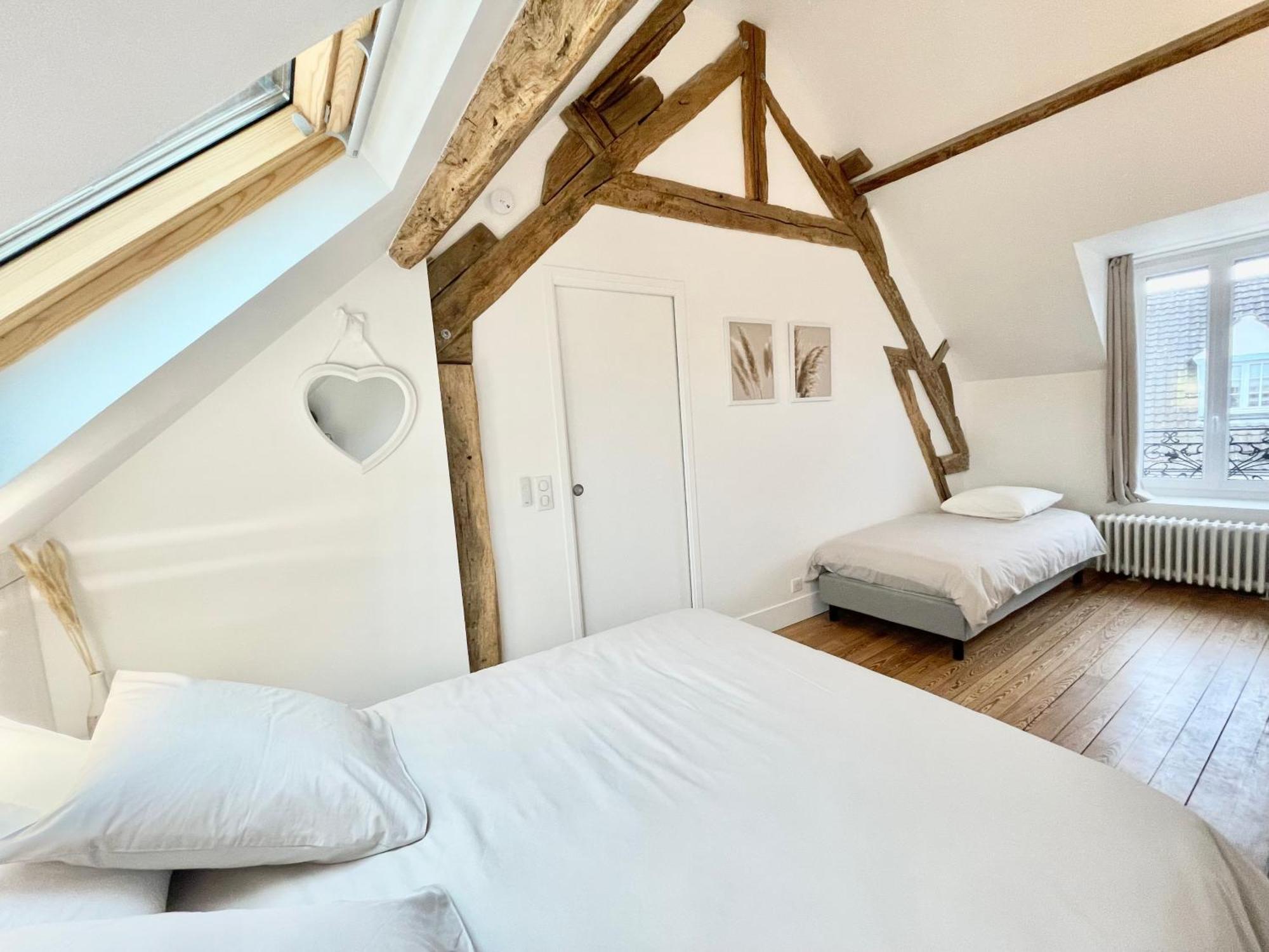 La Demeure Des Hotes 10 Minutes De Disney Couilly-Pont-aux-Dames Екстериор снимка