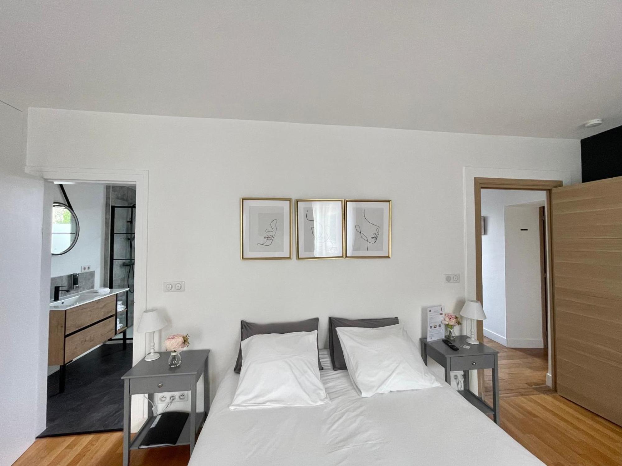 La Demeure Des Hotes 10 Minutes De Disney Couilly-Pont-aux-Dames Екстериор снимка